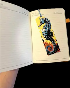 3D textured Seahorse bookmark - free domestic shipping!