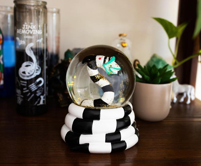 Beetlejuice Sandworm 4 Inch Collectible Snow Globe