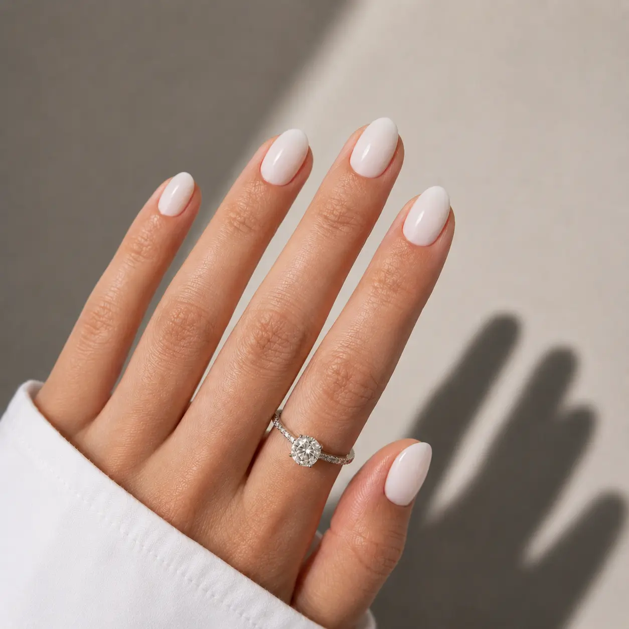 Milky Mood - Extra Short Almond 