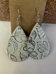 Leather earrings
