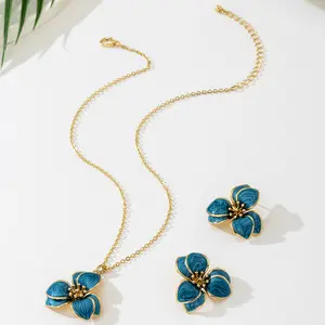 Elegant Floral Drop Earring Necklace Set Minimalist Style Jewelry for Women Holiday Beach Wear