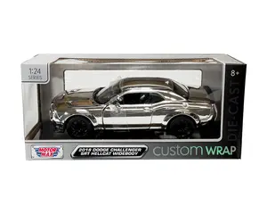 Motormax 1:24 2018 Dodge Challenger SRT Hellcat Widebody Chrome, Custom Wrap 79095