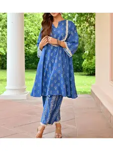 2pcs Women's Ethnic Blue Kurti & Pants Set, Trendy Summer Fashion, Tassel Lace Trim, Soft & Lightweight, Ideal for Travel/beach Days