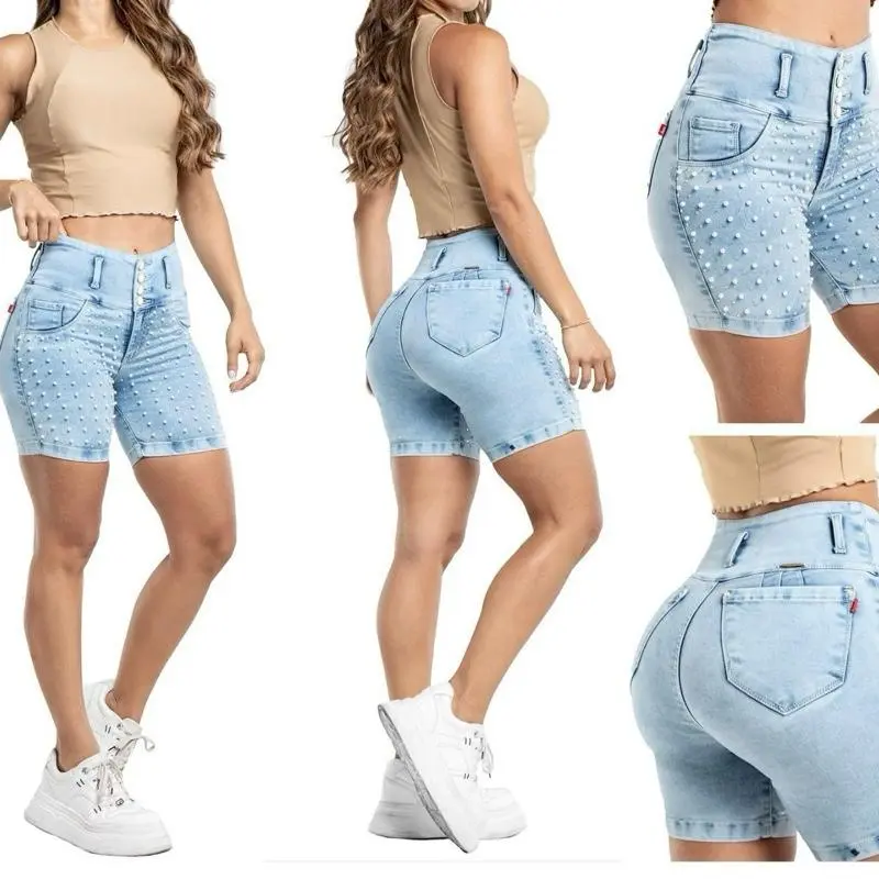 Jean Short with Pearl Embellishments, Light Blue Color, Trendy Style, Perfect for Summer