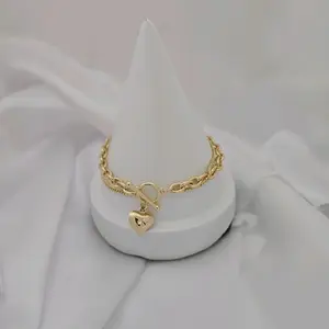 Pulso 018 Unisex Gold Plated Bracelet with Heart Charm and Chain Design for Women and Men