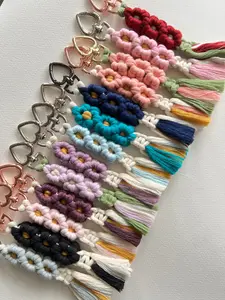 Daisy Keychain, Flower Keychain