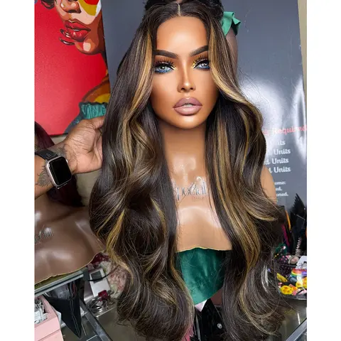 Body Wave Highlight Brown Ombre Colored 13X4 Lace Front Wigs P1b/30 For Woman Highlight Skunk Stripe Balayage Natural Hairline Lace Frontal Wig Can Be Restyled For Any Occasions