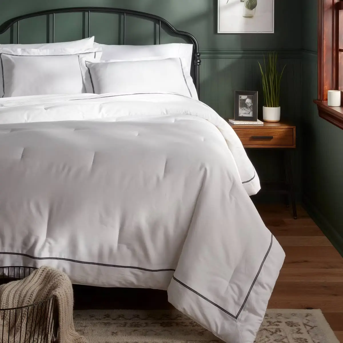 Threshold Luxe Embroidered Border 3-Piece Comforter & Sham Set Full/Queen - White, 310TC Cotton Sateen