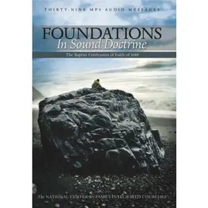USED-Building a God-Centered Family, A Father's Manual by Matthew Henry (Paperback)