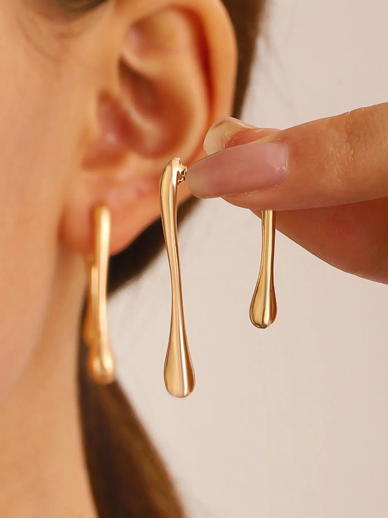 Simple Fashionable Asymmetrical Water Drop Design Dangle Earrings, 1 Pair Personality Jewelry for Party, Daily Clothing Decor, Trendy All-match & Exqu