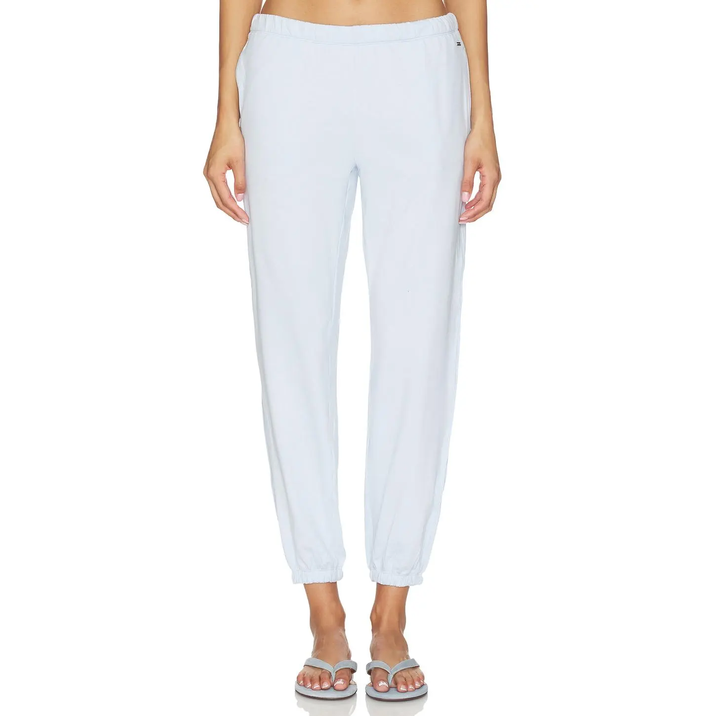 Vuori Halo Modern Sweatpant in Soft Sky Heather