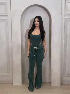 Cozy and snatched Set