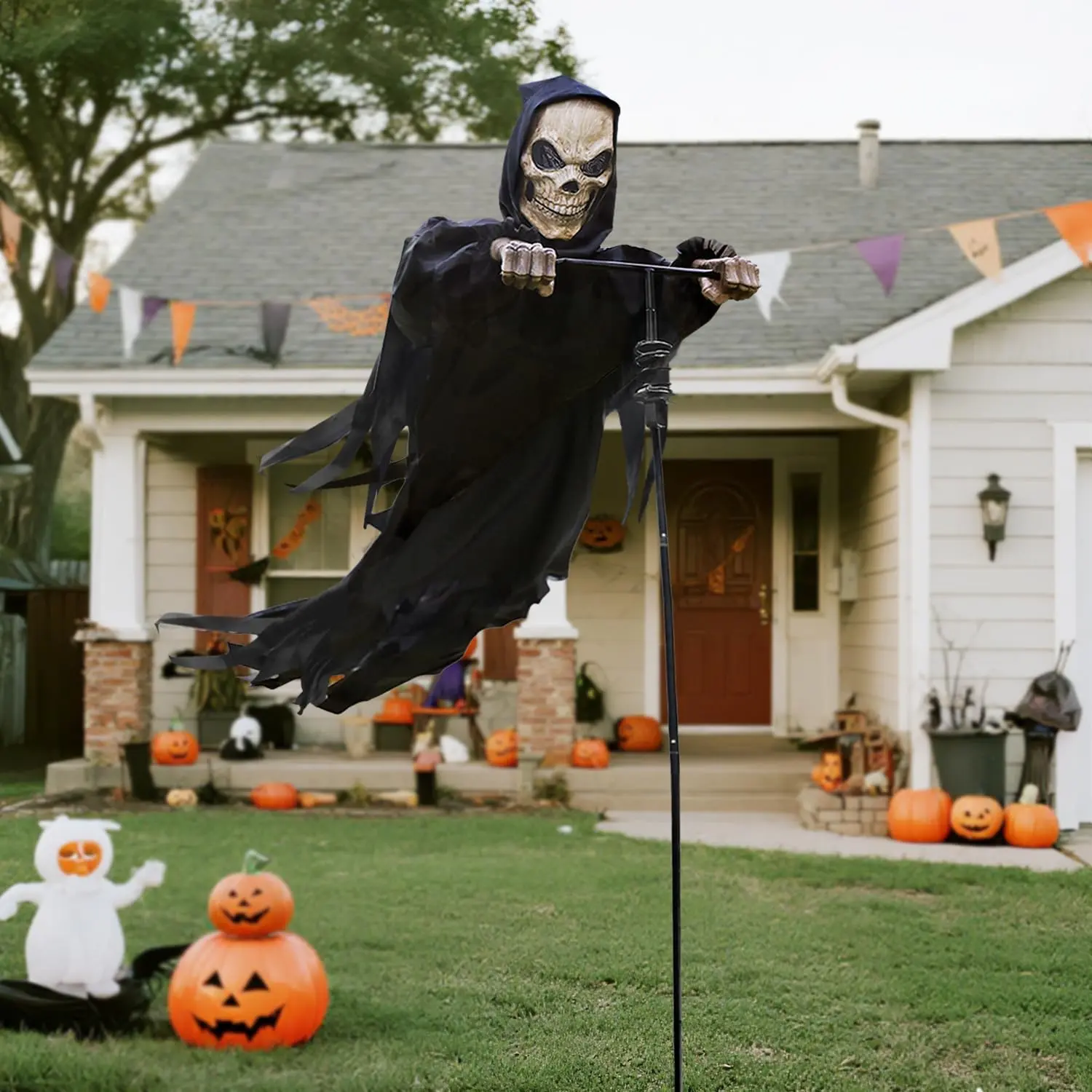7.8Ft Halloween Flying Rotatable Skull Reaper Prop, Outdoor Float Decorations for Garden, Porch, Halloween Yard (Home & Festive Party Supplies)