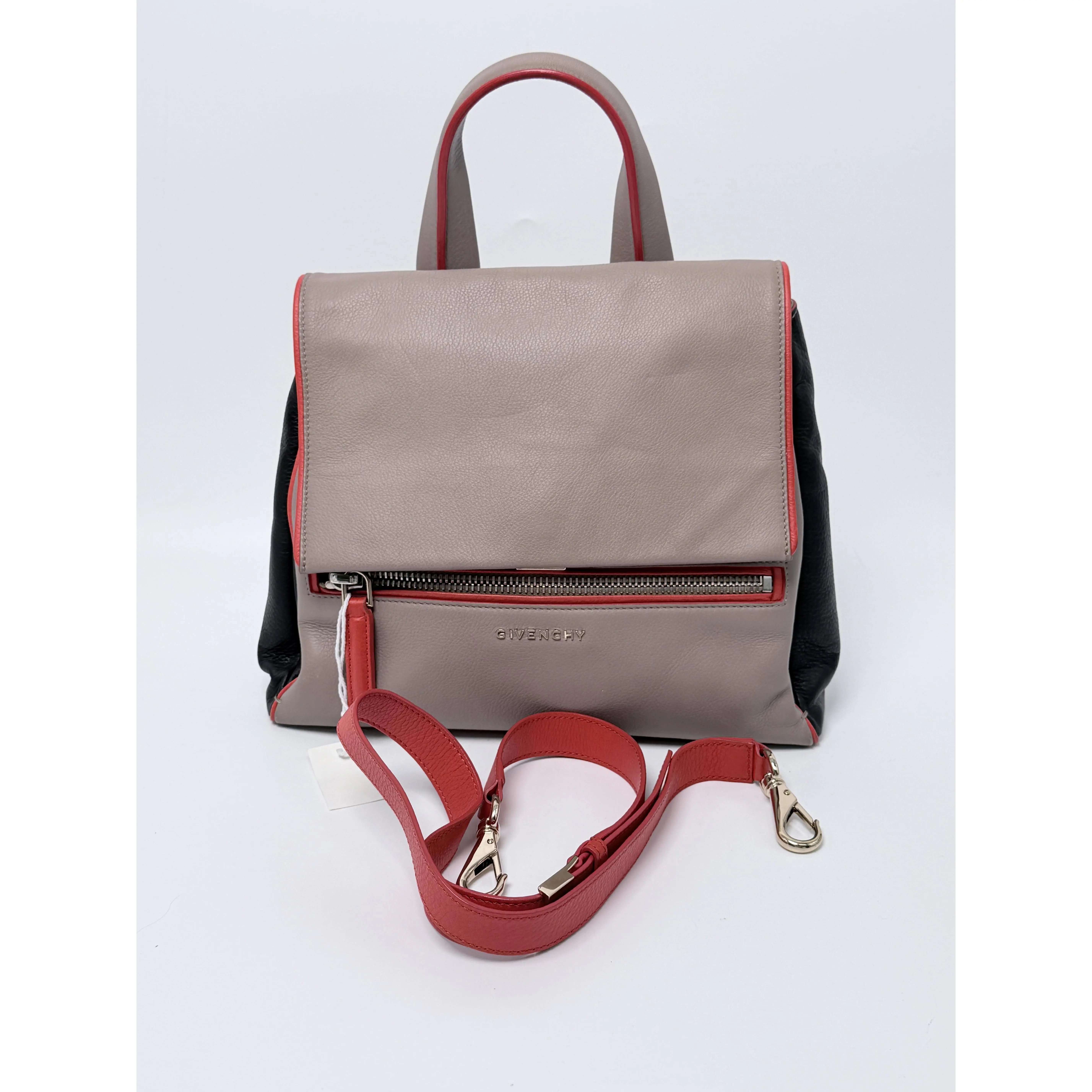Pre-owned GIVENCHY Leather Shoulder Bags Pandora Backpack JX301GV