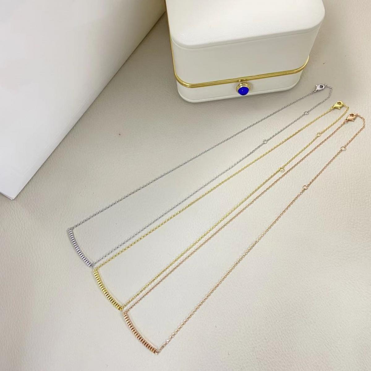 Minimalist Curved Bar Necklace | Elevate Your Everyday Look