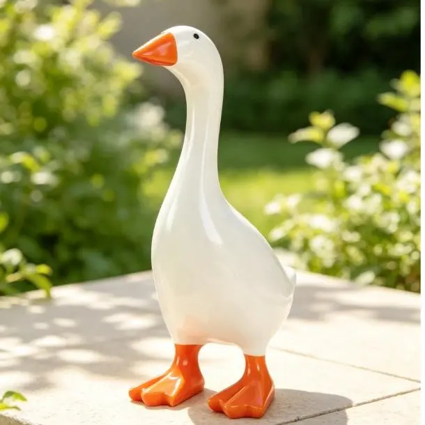 Adjustable Animal Shape Ceramic Duck Key Holder - Magnetic Beak Figurine, Compact Fit Home/Office Desktop Organizer, Decorative Gift for Her, Ceramic Body, Multiple Keys