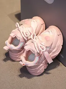 Girl's Heart Pattern Velcro Sneakers, Trendy Trainers, Casual Comfortable Breathable Sports Running Shoes, All-match Non-slip Sneakers for Daily Wear, Casual Breathable Footwear