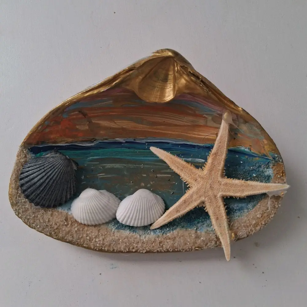 Hand painted Clam Shells Coastal Beach Vacation Decor