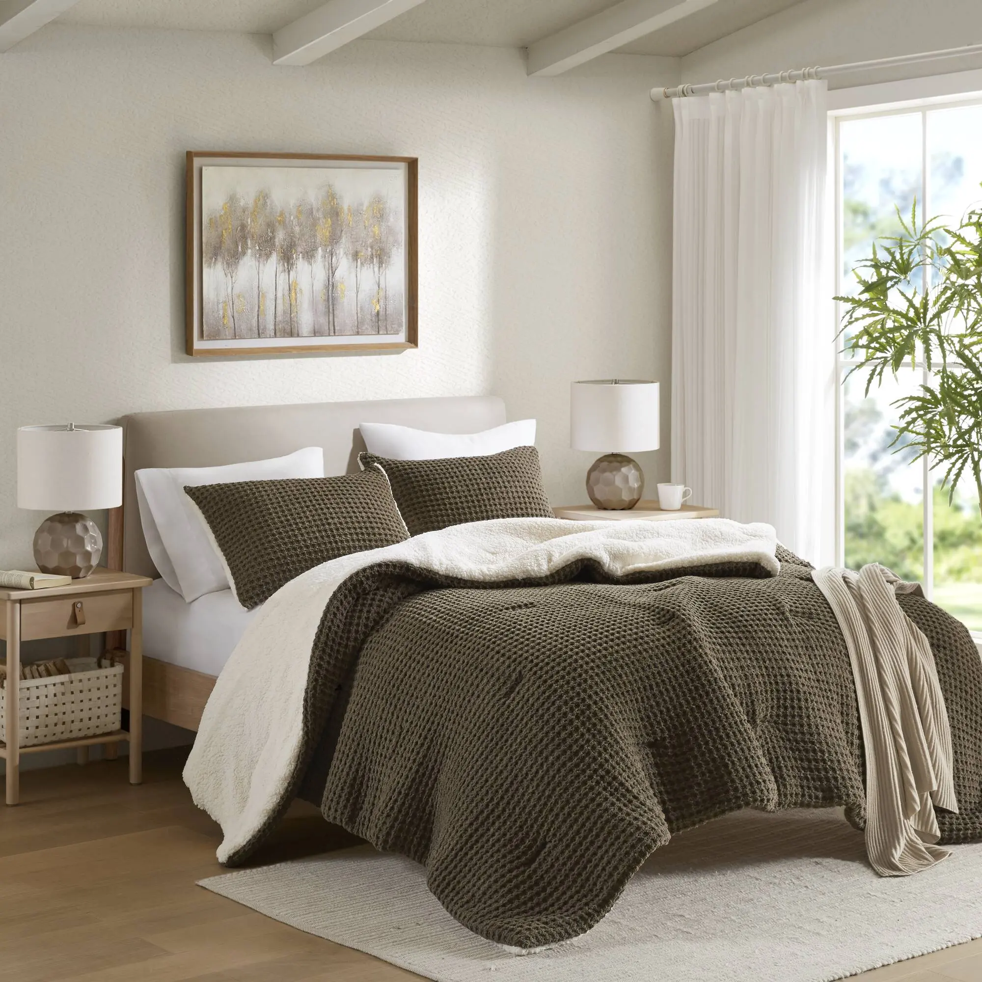 King Size Knit Chenille Comforter Set, Soft Plush Bedding with Knitted Texture, Lightweight and Cozy, Machine Washable, All Season Warmth, Ideal for Home Decor and Gifting