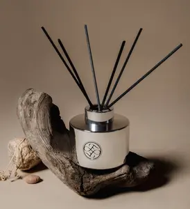 Mirage No. 22 Diffuser - Handmade Diffuser with 100% Natural Fragrance Oils, 100 ml, Up to 3 Months Use, Citrus, Sandalwood & Woody Notes