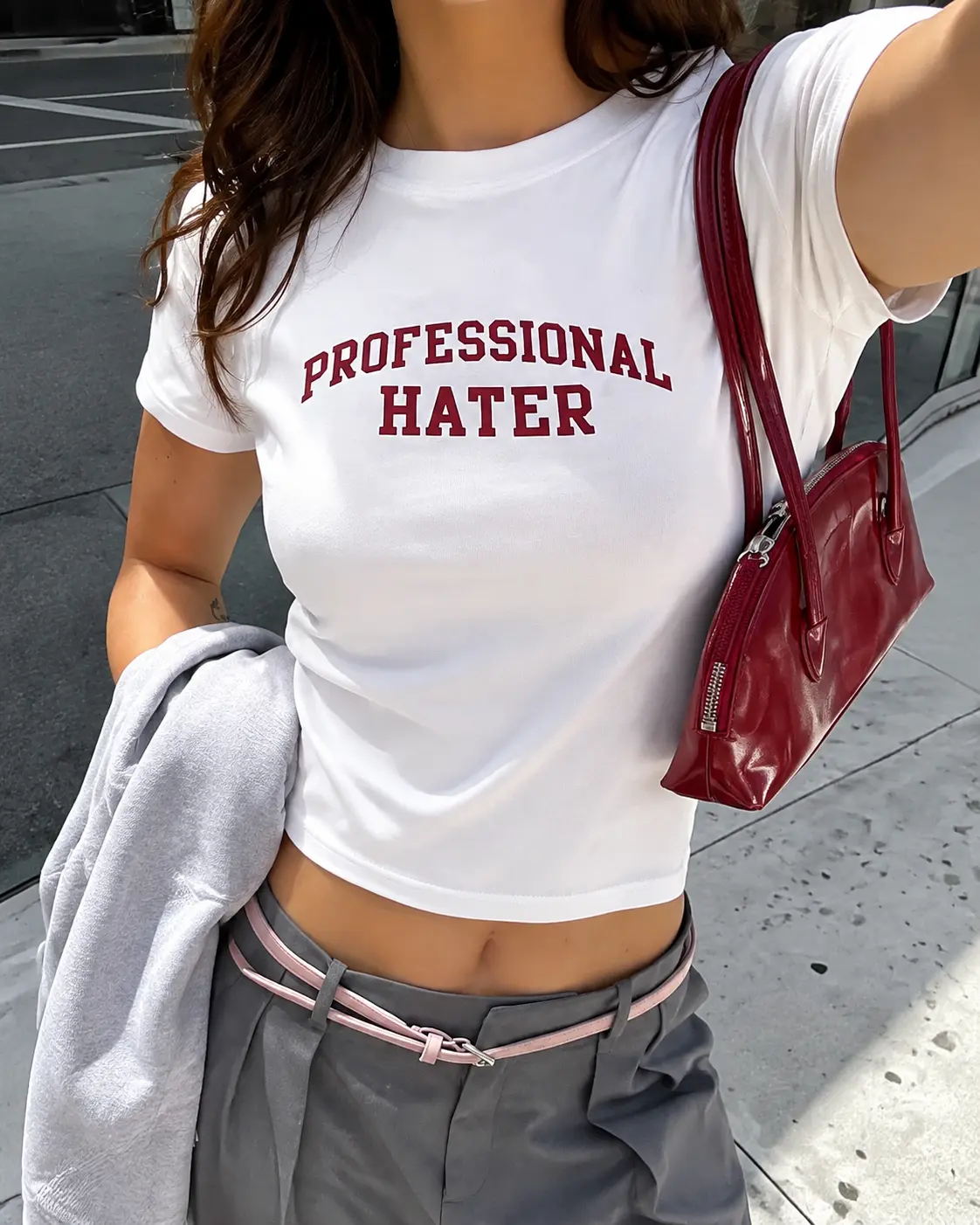 Professional Hater Graphic Tee for Women, Funny Letter Print White Crop T-Shirt, Y2K Casual Crew Neck Short Sleeve Top, Back to School College Campus Outfit, Trendy Everyday Streetwear