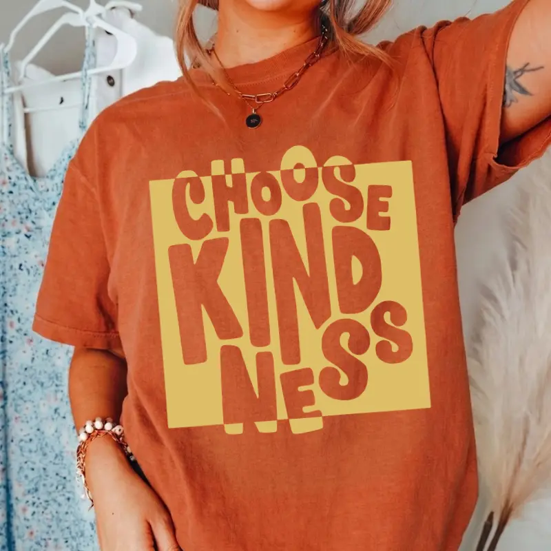 Comfort Colors Choose Kindness Shirt, Positive Message Graphic Tee, Spread Kindness T-Shirt, Teacher Appreciation Gift, Inspirational Women's Top, Women Casual Top Outdoor