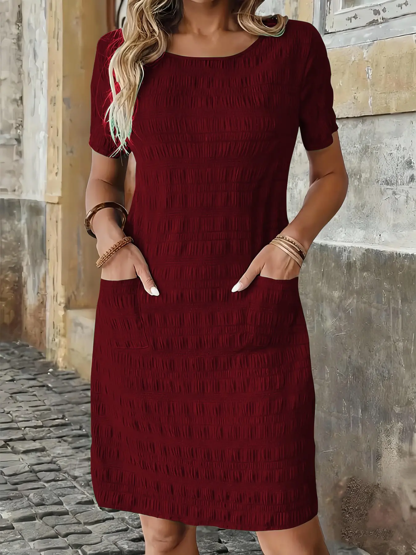 Elegant Women's Plain Dress, Minimalist Womenswear, Round Neck Short Sleeve Design, Comfortable, Casual Comfy Fit, Stylish & Fit Daily Wear, Perfect for Casual Occasions, Casual Classy Dress, Casual Chic Dress