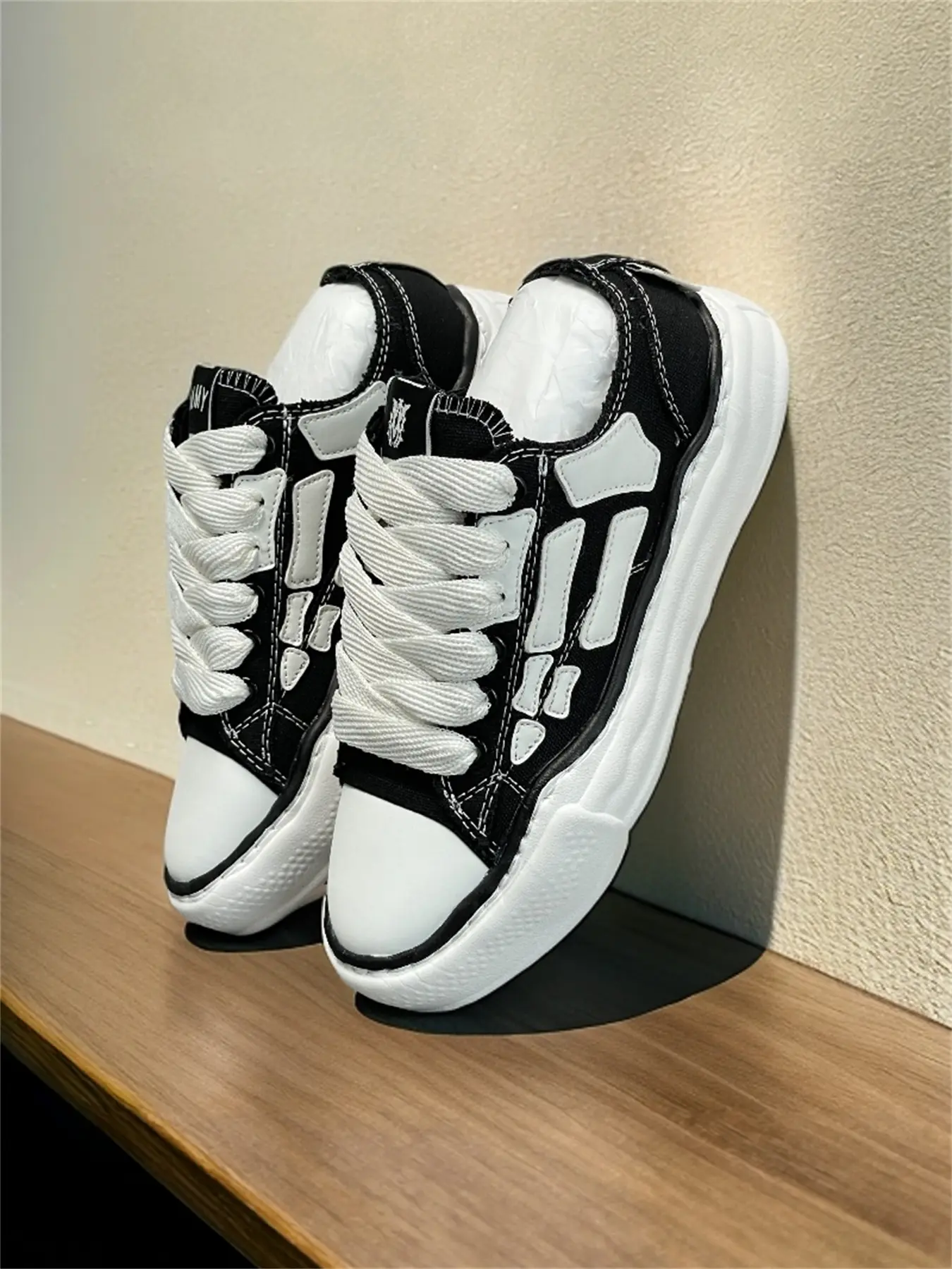 Small Board Shoes Unisex Popular Elevator, Thick Sole Chunky Athletic Fashion Trainers, Soft Fashion Leather, Closed Street Daily Casual Sneakers Sports Shoes