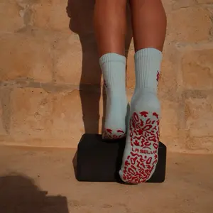 PR Unisex Grip Sock for Pilates Lagree Yoga and Other Sports with Enhanced Traction and Comfort
