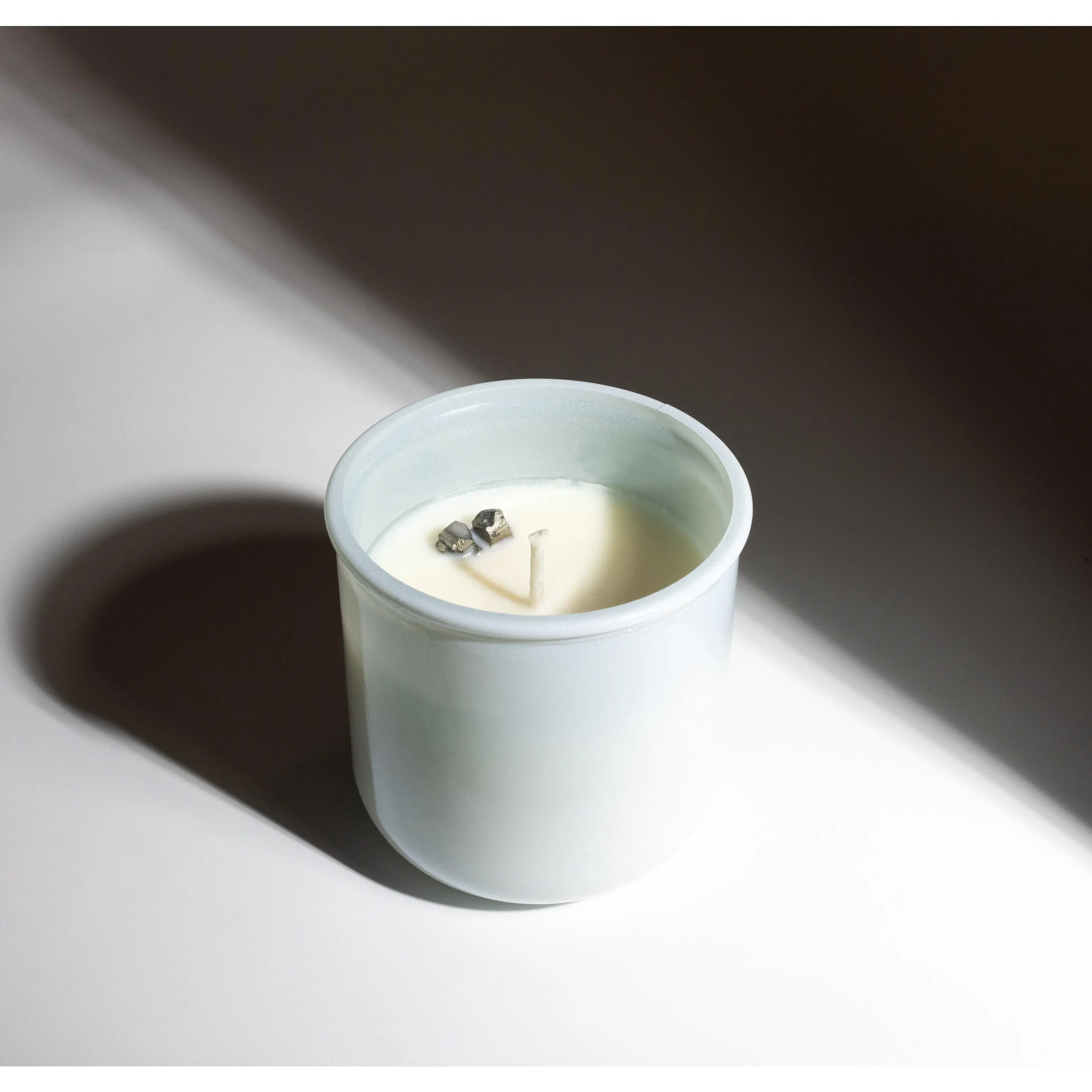 SIGNATURE SOLSTICE CRYSTAL CANDLE