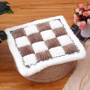Plaid Pattern Pet Bed, Soft Comfort Pet Mat, Size 50*50cm Anti-slip pet mat bed couch cover cream-colored plaid square sofa furniture Protector Mats