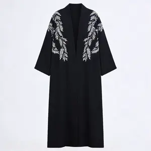 1pc Women'S Elegant Black Abaya Robe - Long Formal & Everyday Islamic Dress with Batwing Sleeves, Non-Stretchy Elegantrobe for Weddings, Office, Home - Modest Muslim Gown, Office Attire, Sophisticated Design, Premium Stitching, Stylish Coverup, Fashioncon