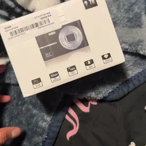 Product Review of FHD 1080P Digital Camera with SD Card, 16X Digital Zoom Camera, Portable Mini Camera for Teenagers Students Boys Girls, Point and Shoot Camera for Gifts, Tech Gadgets, Gift from 7**l