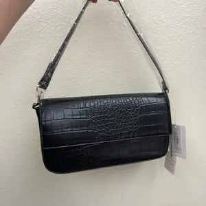 Black Bag Snake print
