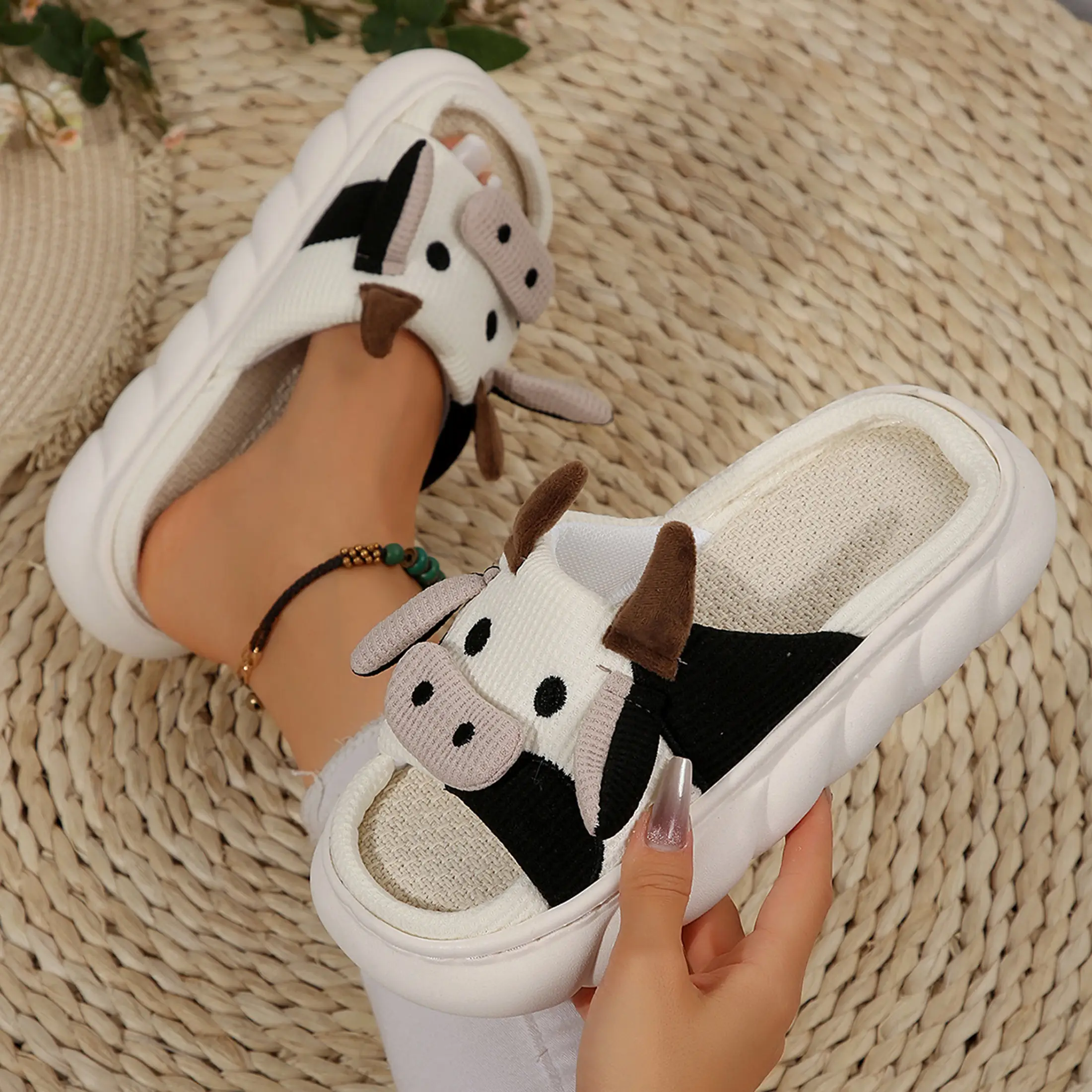 Cartoon Animal Shape Slippers, Womens Four Seasons Home Linen Slippers，Winter Warm Shoes