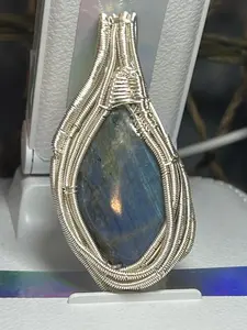 Labradorite Wirewrap Pendant