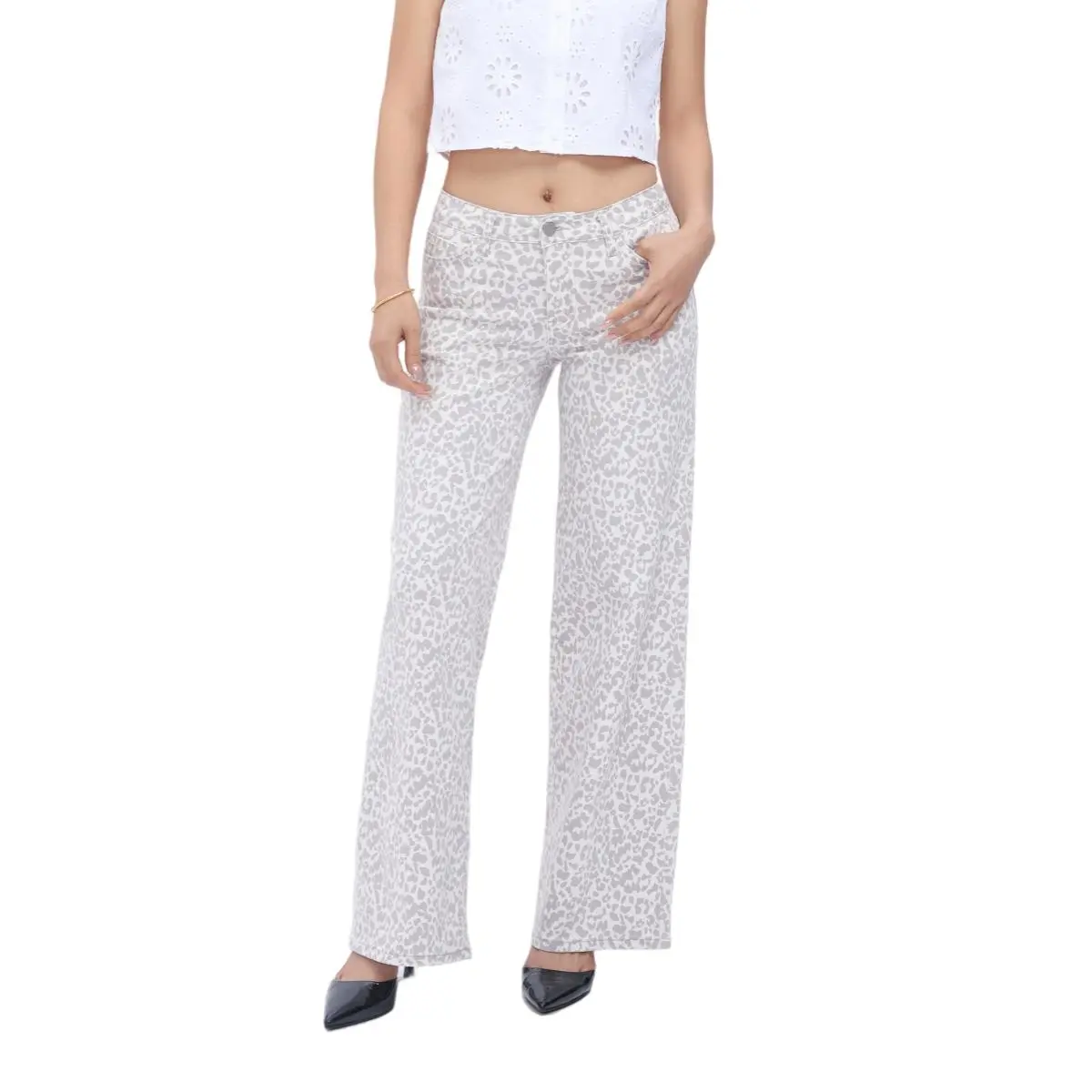 ONESO Women's Minimalist Animal Print Jeans, Mid-Rise Wide Leg Bottoms in All-Season Stretch Denim with BBL Effect