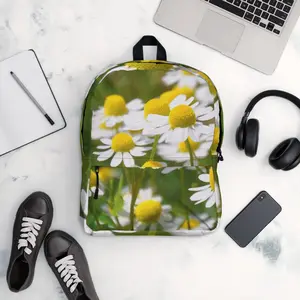 Daisy Backpack - Floral Design with Daisies, Green Color, Ideal for School or Daily Use, Lightweight and Versatile