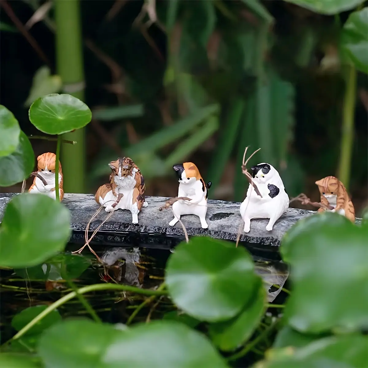 Mini Fishing Cat Figurines Set of 5, Aquarium Fish Tank Decorations, Fish Decorations for Tank, PP Material, Perfect Home Aquatic Ornament, Ideal Holiday Gift Choice, Aquatic Environment, Aquarium Supplies