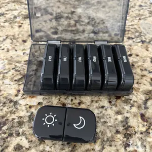Pill Organizer, Pill Box 7 Day with One-Side Large Openings, Black Privacy Protection AM PM Pill Case for Medication, Vitamins, Fish Oils, Supplements