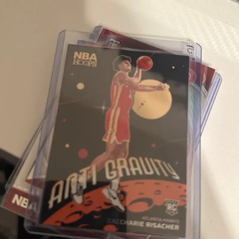 10-Piece Atlanta Hawks Trading Card Lot