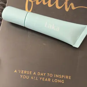 Product Review of [Laka] Soothing Prep Lip Mask — Cooling peel-off lip mask for smoother lip prep and a hydrated feel from H**r ** M**e U** A**t