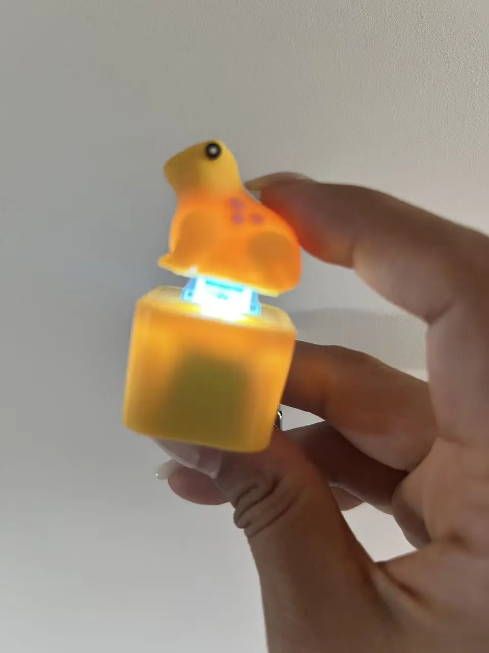 Funny Coquí ,Lizard, Chicken & Seagull Button Keychain – Color-Changing Sound | Perfect Gift for Adults Teens Friends,Stress Relief Meme Keychain