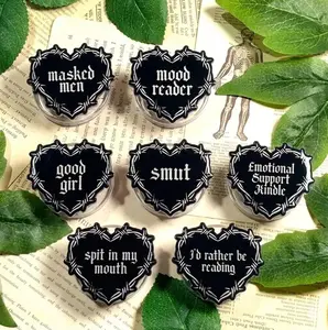 Barbwire Heart Phone Grip— Gothic Phone Grip, Bookish, Bookish Phone Grip, Dark Romance, Gothic Romance, Bookworm, Kindle Grip, Kinky, Smut, Magnetic Pop Socket, Phone Accessory, Gift For Fans