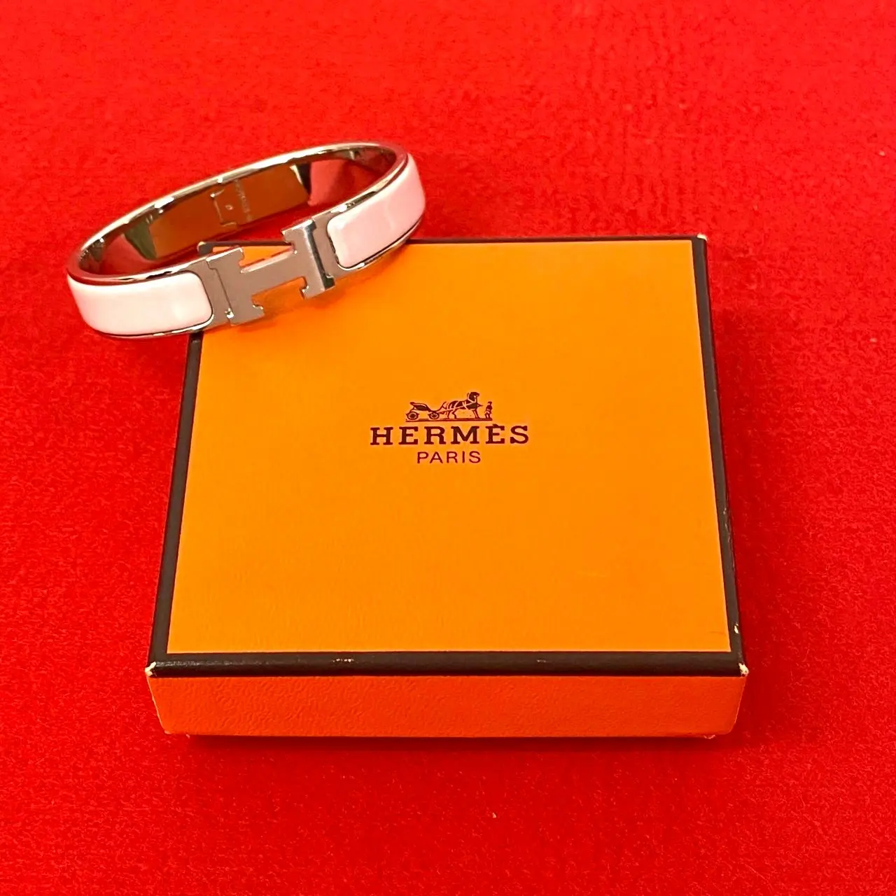 Pre-owned HERMÈS Zinc Alloy Small Leather Goods Click Clac Bracelet Size 17