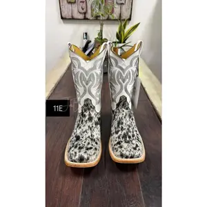 Cowhide Salt and Pepper