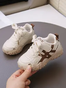 Colorblock Sports Shoes with Velcro Straps, Colorblock Patchwork Sneakers, Thick Soled Sneakers, Breathable Air Holes, Thick Sole Anti-Slip Design, Simple Versatile Style