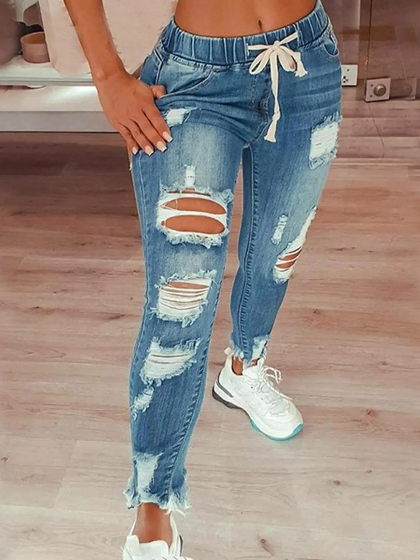 Plus Size Solid Color Basic High Waist Ripped Denim Jeans, Casual Streetwear Fashion for Daily Outdoor Wear, Women's Plus Size Clothing for Summer