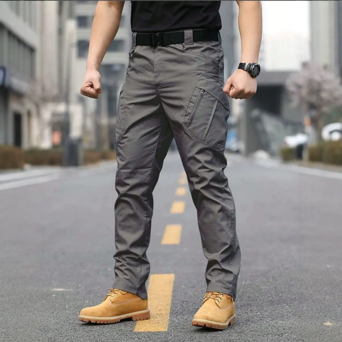 Tactical Cargo Trousers, Menswear, Mid-Rise Zip Tailored Fit, Multi-Pocket, Durable Breathable Polyester, All-Season, Stylish Casual, Ideal for Construction Work.