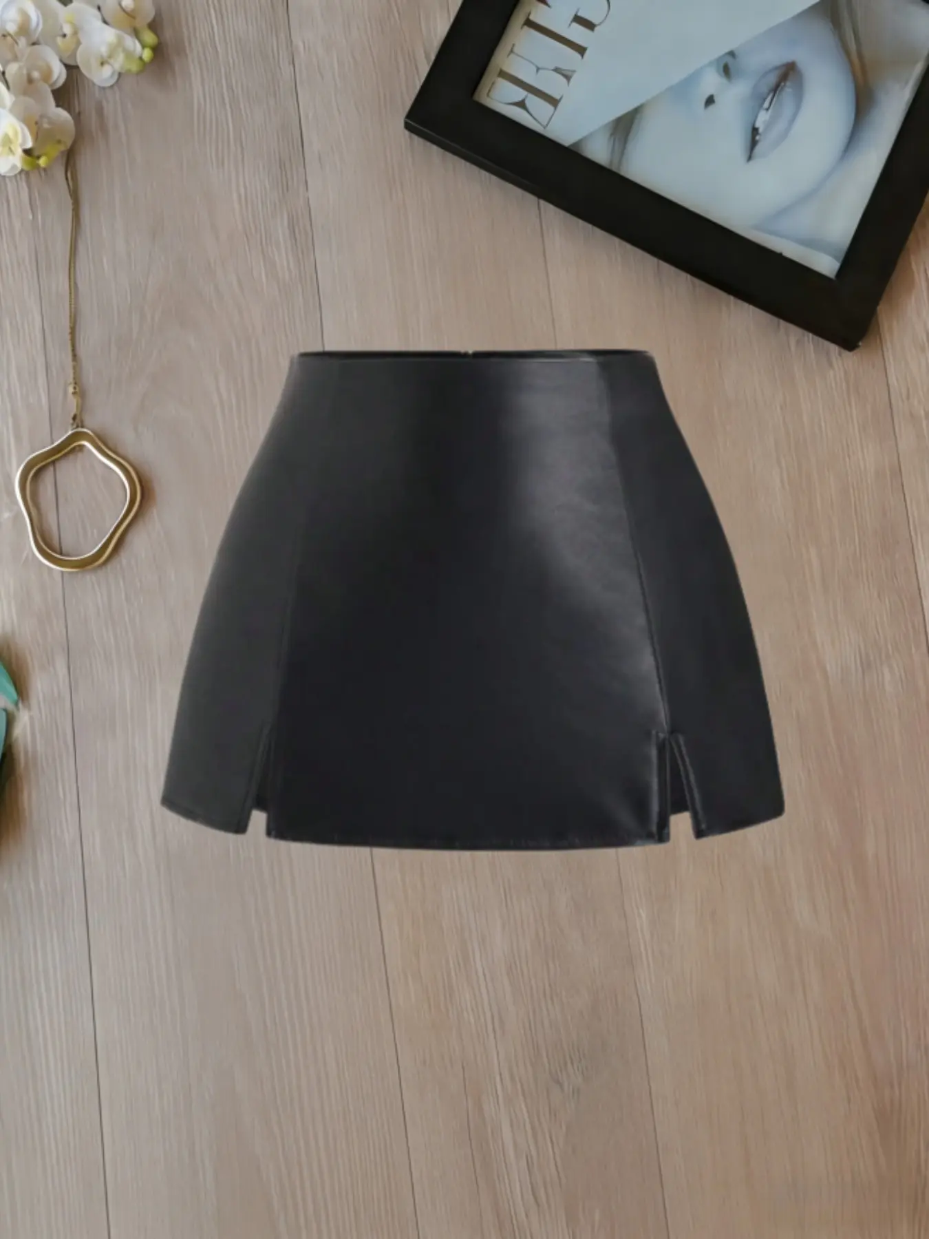 Women's Chic Fashion High Waist Leather Mini Skirt, Side Slit Tight Fit, Stylish and Comfortable, Perfect for Everyday, Casual and Party Wear, High Waisted Skirt
